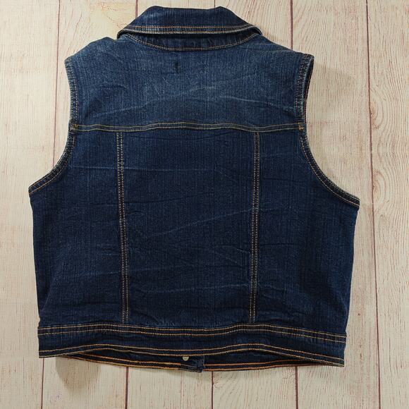 New Look dark blue denim crop vest - Picture 2 of 9